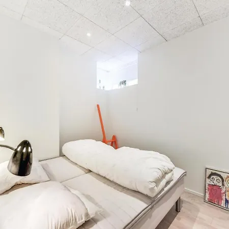 Three-bedroom Holiday In Hejls