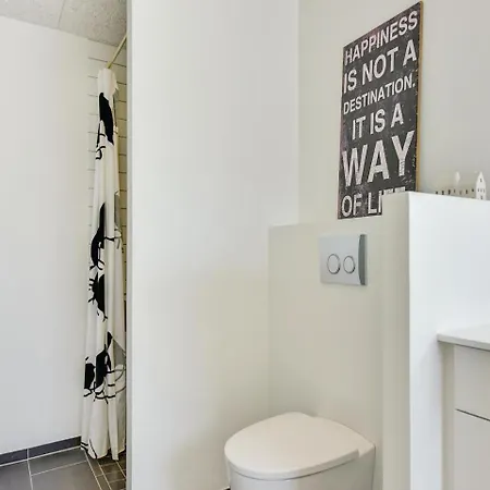 Three-bedroom Holiday In